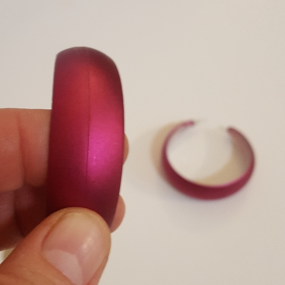 Pink Hoop earrings - Picture 3 of 5